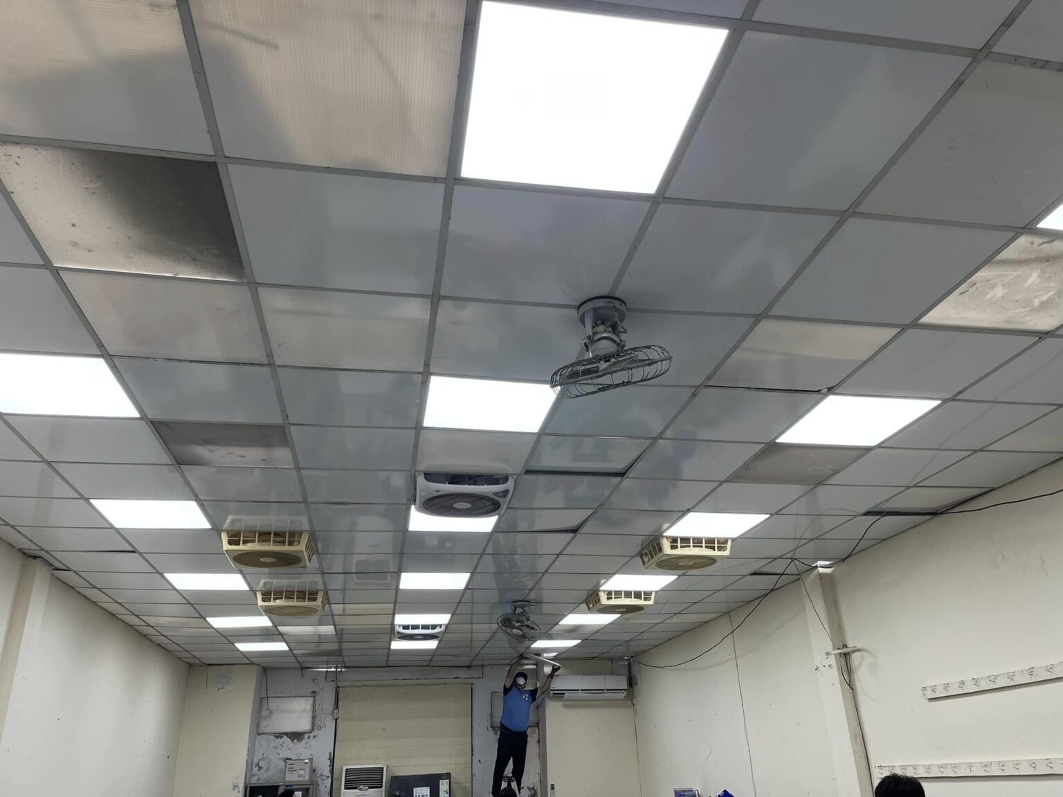 新竹公司更換Led平板燈 | LED燈,LED燈具,LED照明工程: 台鈺照明有限公司